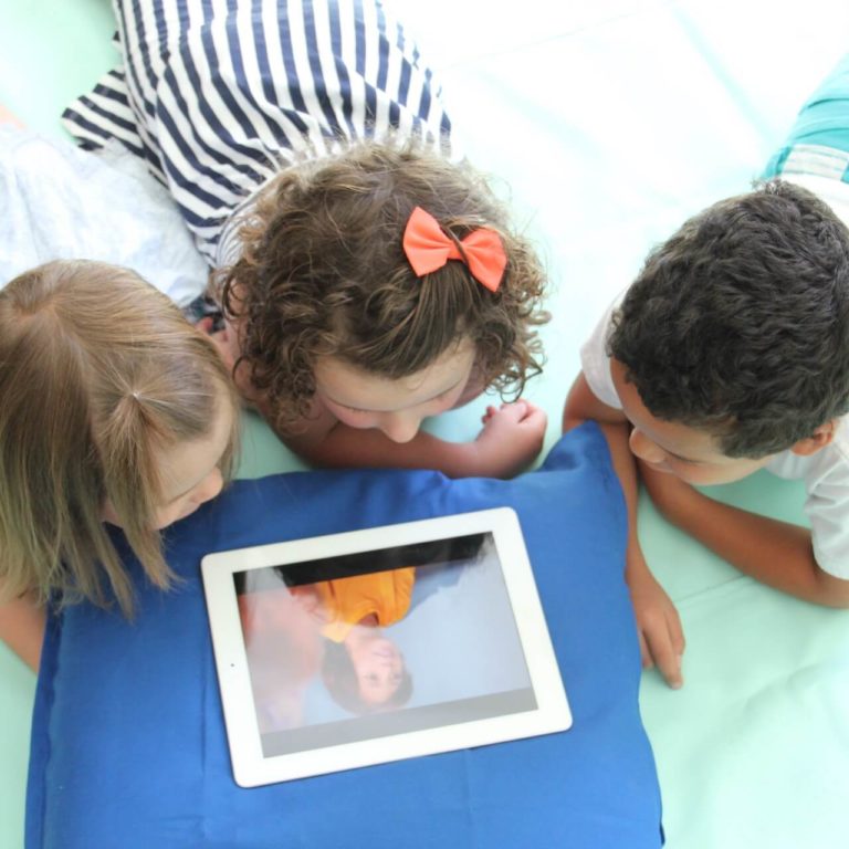 বাচ্চাদের জন্য সেরা ইউটিউব চ্যানেল