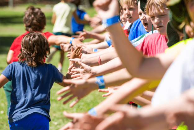 Faa'iidooyinka Ciyaarista Ciyaaraha ee Carruurta Faa'iidooyinka Ciyaarista Ciyaaraha ee Carruurta
